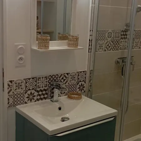 La Jade Wifi Climatisation Arenes Apartamento *